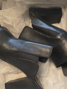 levity Black Women's Chunky Heel Ankle Booties